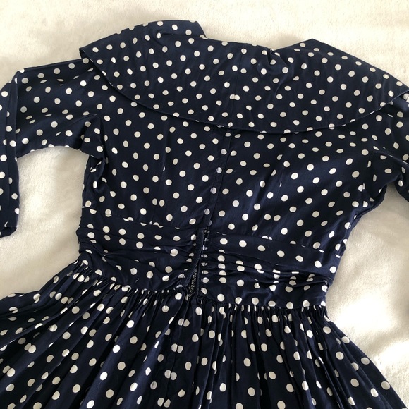 VINTAGE/ 1950s belted polka dot swing dress - Picture 5 of 15